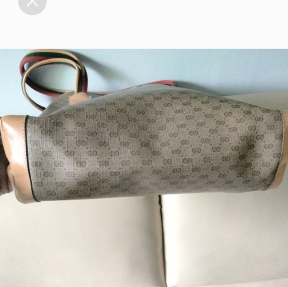 💯 Authentic Gucci Tote - Picture 3 of 11